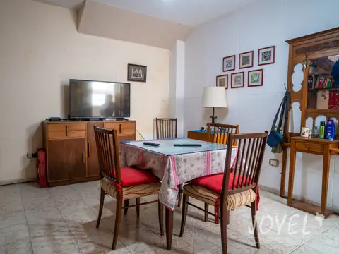 Depto Tipo Casa en Venta en Villa del Parque, USD 79.000