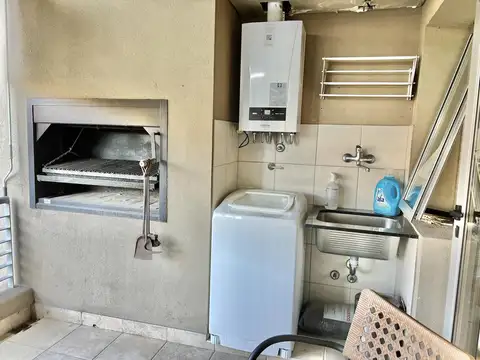 Departamento en Alquiler con 1 cocheras