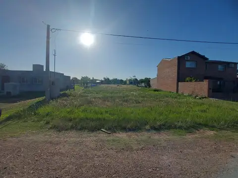 Terreno en Funes City