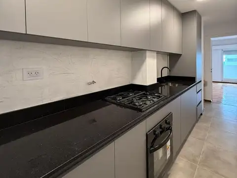 Venta Departamento 2 dormitorios- Centro- Reciclado