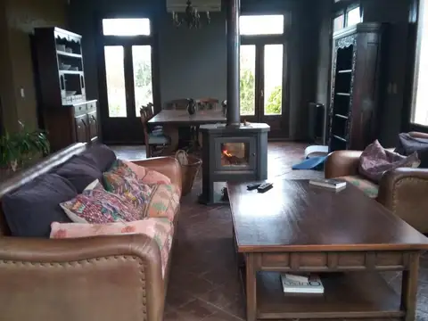 Casa en Alquiler de 4 dormitorios