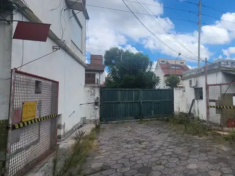 Galpón 1800 m² c/Oficinas apto Logística - Ramos Mejia