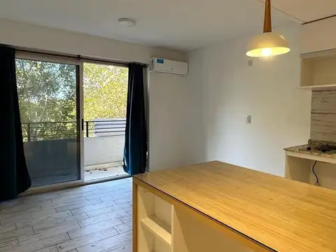 Av. Pellegrini al 4000