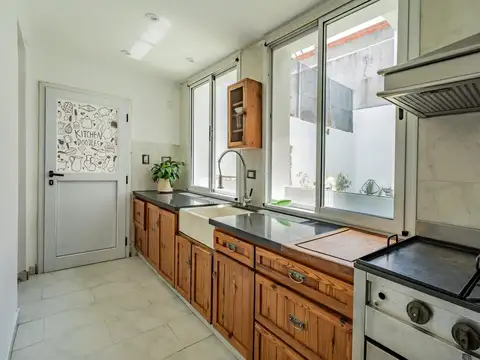 Casa 3 ambientes con 2 baños
