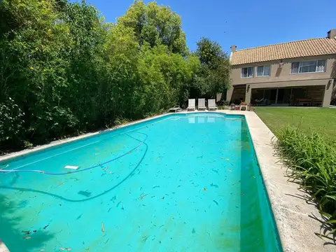 La Arboleda 100