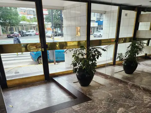 ALQUILER DEPARTAMENTO DOS AMBIENTES CON BALCÓN