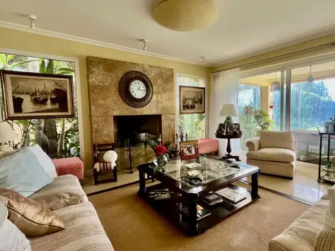 Casa en Venta en Santa Barbara, USD 1.750.000
