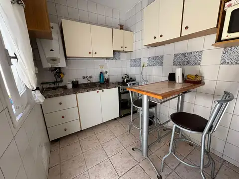 Departamento 5 ambientes con 1 baño