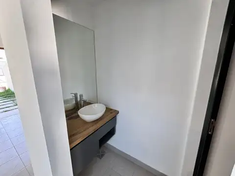 DUPLEX 3 DORMITORIOS VENTA ZONA SUR