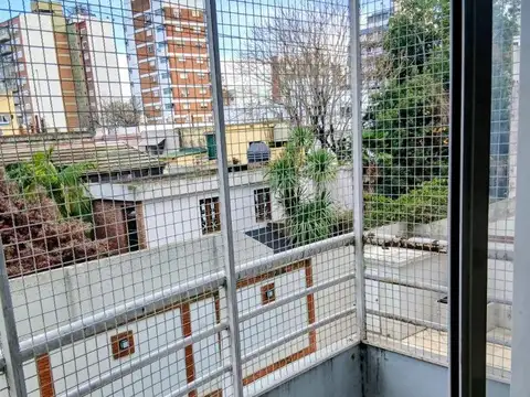 HERMOSO 3 AMB BALCON MUY LUMINOSO