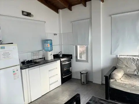 1 6000, Piso 2