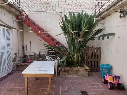 CASA EN VENTA EN CALLE ALTE. BROWN GODOY CRUZ