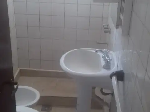 Depto Tipo Casa en Alquiler de 2 dormitorios