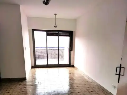 Departamento en Alquiler en Boca, $ 900.000