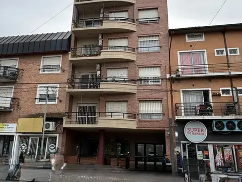 Departamento - Venta - Argentina, Tres de Febrero - Av América 575