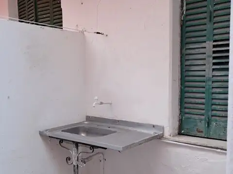 Depto Tipo Casa 4 ambientes con 1 baño