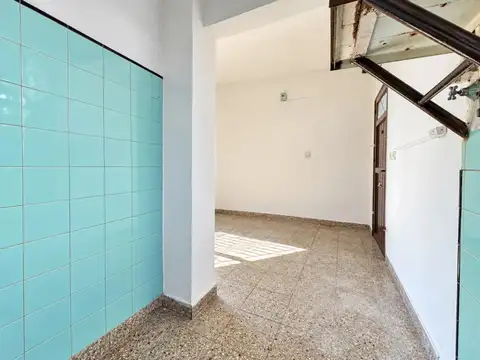 Depto Tipo Casa en Alquiler 40 años