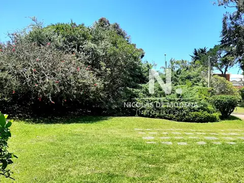 Casa en Venta en Playa Mansa, USD 690.000