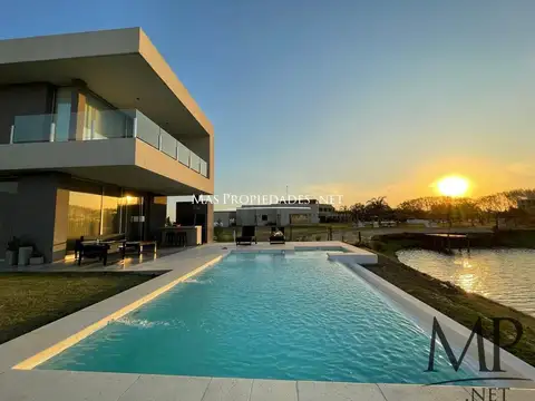 Venta Casa en Canning Propiedades Exclusivas