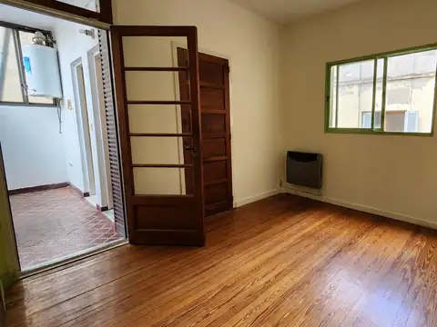 Depto Tipo Casa en Venta 58 años