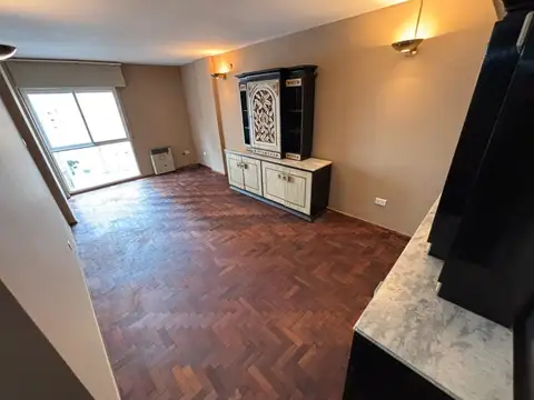 Departamento en Alquiler de 6 ambientes