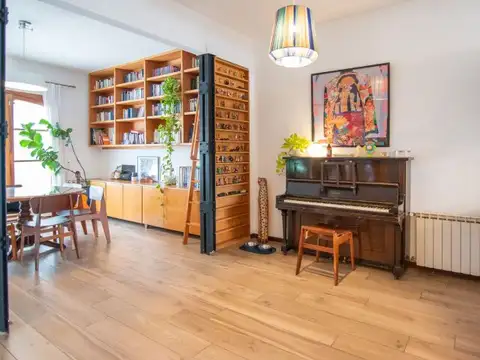 Depto Tipo Casa en Venta de 5 ambientes