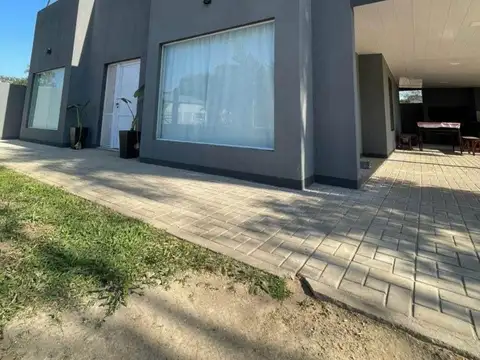 Casa en Paso de la Patria