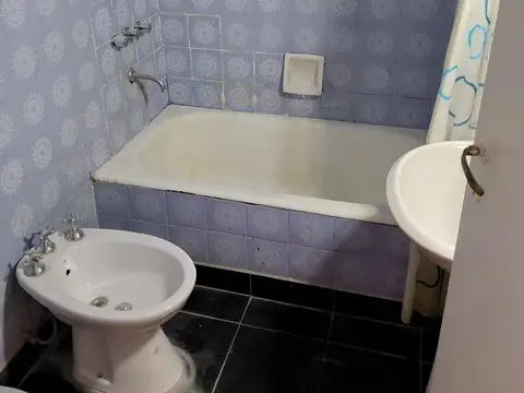 Departamento 3 ambientes con 1 baño