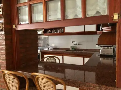 Depto Tipo Casa en Venta de 4 dormitorios