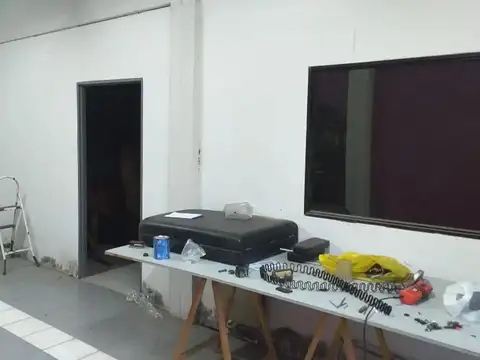 Local en Venta en Haedo, USD 380.000