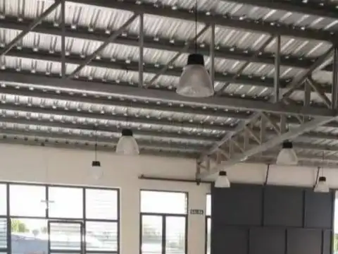 VENTA IMPORTANTE SALÓN COMERCIAL TUNUYAN  MENDOZA