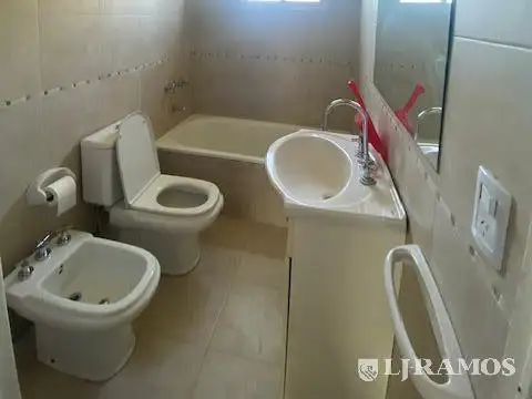 Departamento en venta en San Isidro Jacinto Diaz al 300. APTO CRÉDITO.