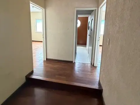 Depto Tipo Casa en Alquiler 40 años