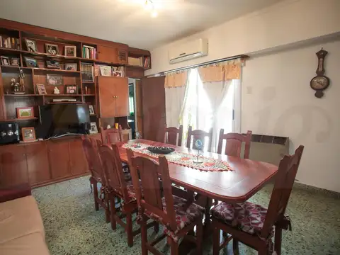 Depto Tipo Casa en Venta en Villa Devoto, USD 200.000