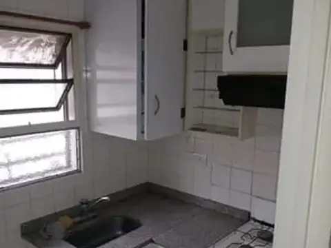 Constitucion 657 2600