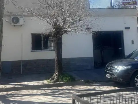 Juan Larrea 600