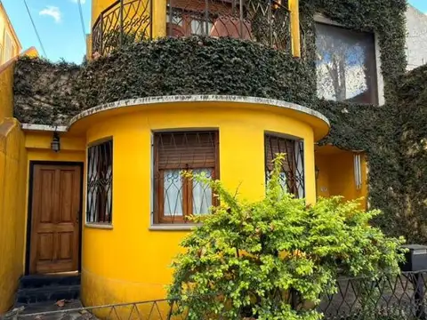 Hermosa y amplia Casa en Venta en Villa Urquiza