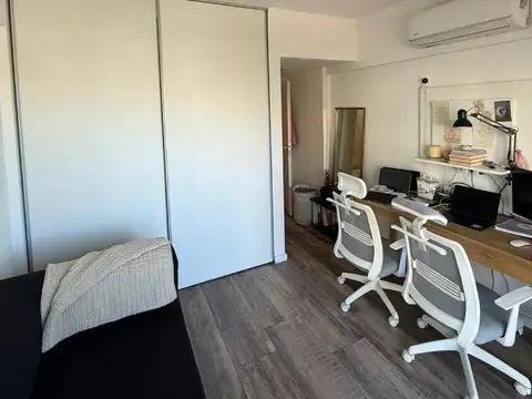 Alquiler  Departamento De 3 Ambientes en Parque Patricios