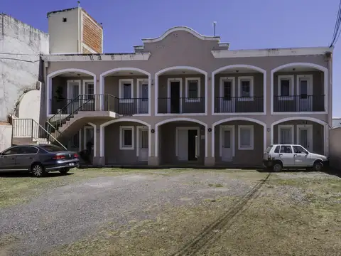 Venta monoambiente en Grand Bourg con cochera y amenities