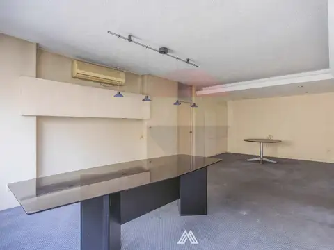 Oficina en Venta en Ciudad Vieja, USD 65.000