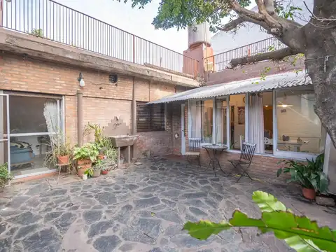 Depto Tipo Casa en Venta de 5 ambientes