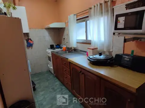 Depto Tipo Casa 2 ambientes con 1 baño