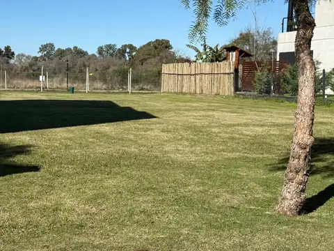 Terreno en venta en San Ramiro Pilar del Este