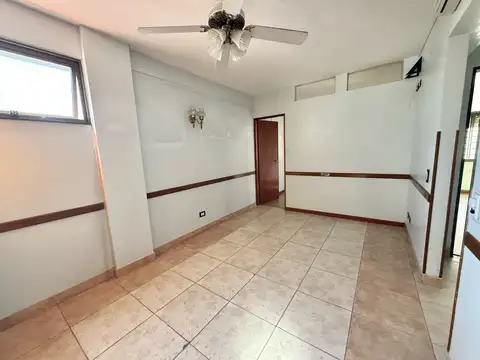 Departamento en Venta de 3 Ambientes en Quilmes Centro
