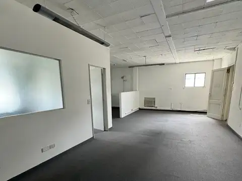 Oficina  cuatro ambientes en monserrat