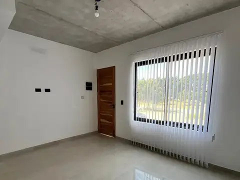 Departamento 4 ambientes con 2 baños