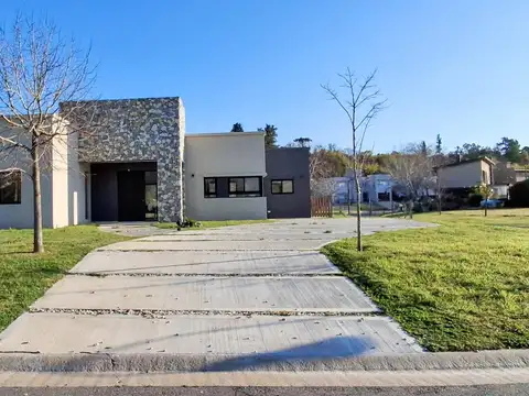 Casa en Venta al Noroeste