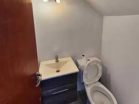 Dúplex 3 ambientes en Moreno