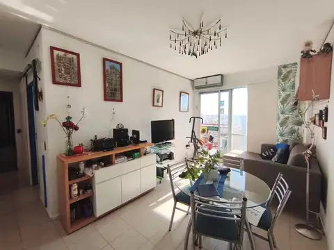 Gral Urquiza 1000, Piso 16