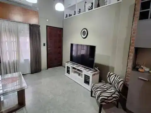 PH PLANTA BAJA . MORON SUR .PUTRREDON 800. ACEPTA ADELANTO Y CUOTAS